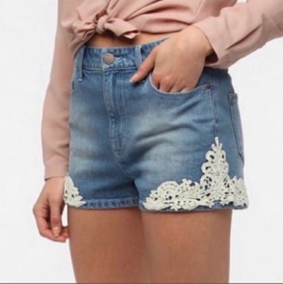 BDG Urban Outfitters Erin HIgh Rise Denim Shorts - Picture 1 of 8